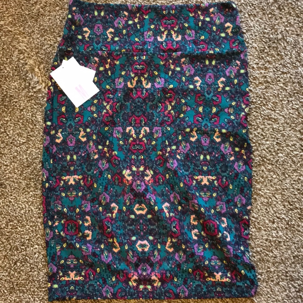 Lularoe Cassie skirt